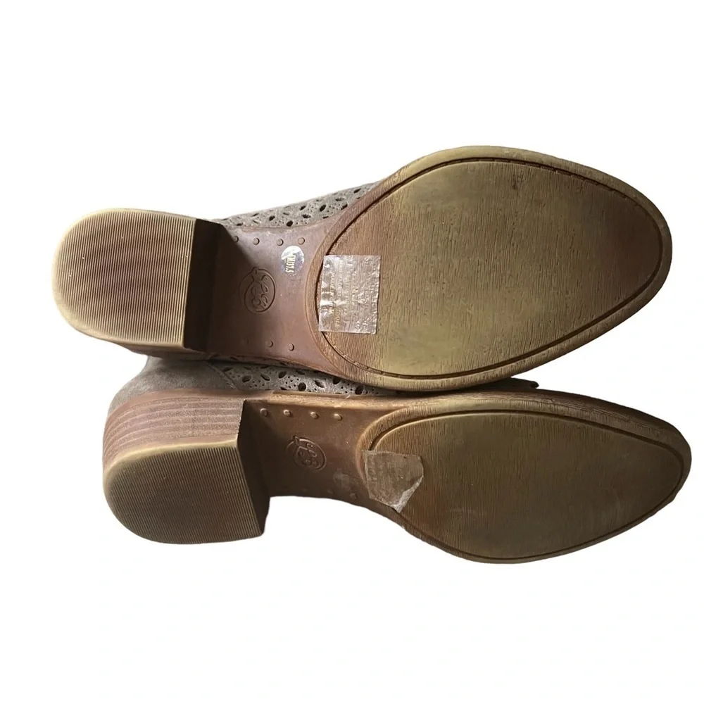 LUCKY BRAND Basel Perforated Booties in Tan with Stacked Wood Heel Size 7.5